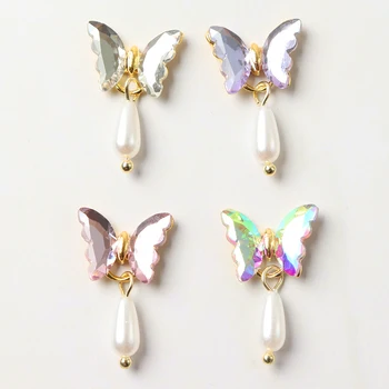 4stk Blanke Butterfly 3D-Rhinestones Nail Art Dekorationer Krystal Perle Vedhæng Smykker Søm Tilbehør Japansk koreansk Manicure