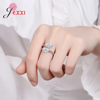 Top Kvalitet 925 Sølv Moderne Mode Kvinder Ring Trend Hvid AAA-Crystal Zircon forlovelsesringe for Kvinder Bryllup Smykker Gave